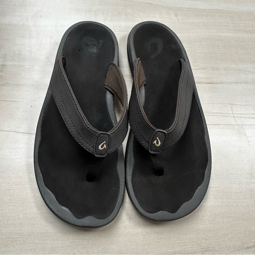 OluKai Brown Ohana Flip Flops - Picture 2 of 8